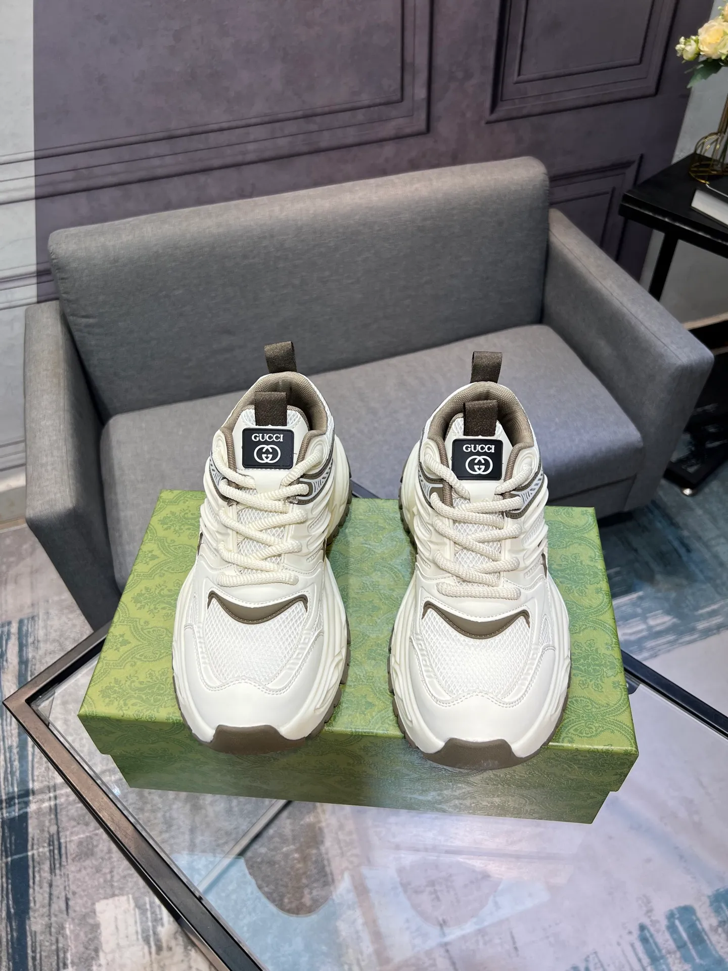 💰¥460 Brand: GUCCI Standard code: 38-44, Material: original material splicing, comfortable and breathable lining, lightweight and wear-resistant sports outsole Style category: men's fashionable casual shoes, running, sports shoes, distinguished luxury brand elements, top luxury